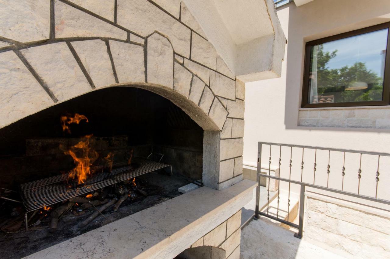 Holiday Home Ruzmarin Τρογκίρ Εξωτερικό φωτογραφία